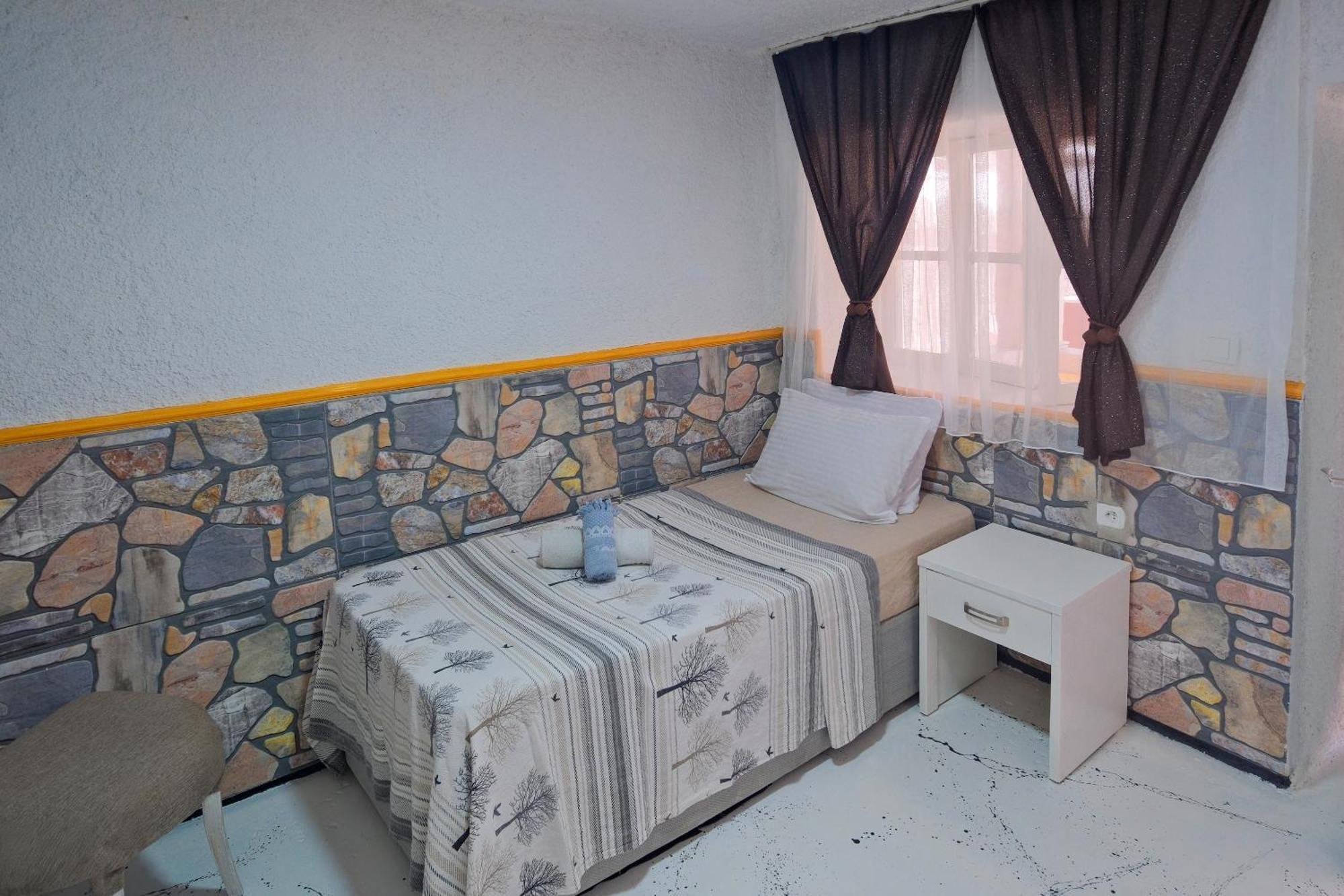Imren'S Otel Çeşme Dış mekan fotoğraf